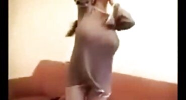 phim sex vsub Người phụ nữ mũm sex sinh viên mĩm loại bỏ tits.